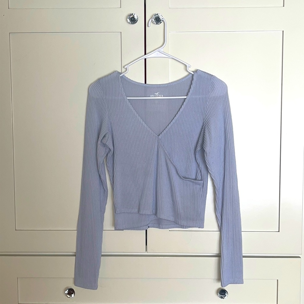 Hollister Long Sleeve Crop Top